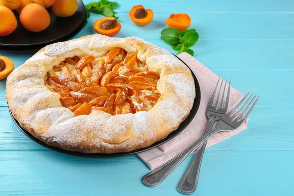 Delicious apricot cake — Stock Photo, Image