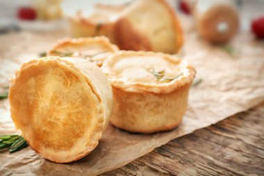 Lezzetli küçük etli turtalar