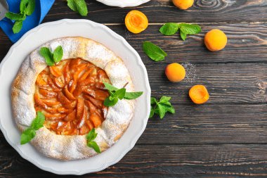 Lezzetli kayısı kek