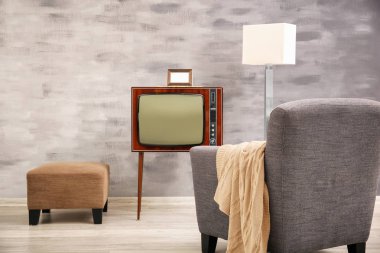 Vintage Tv odasında ayarla