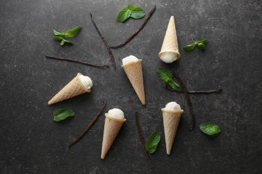 lezzetli vanilyalı dondurma