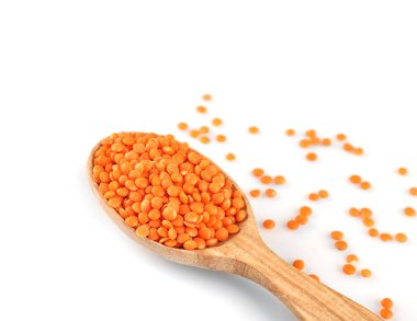 Kaşık ile sağlıklı mercimek