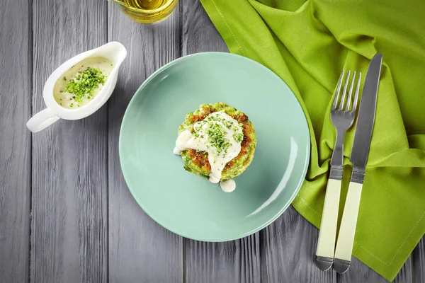 Delicious broccoli pancakes — Stock Photo, Image