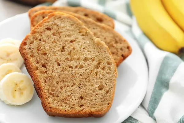 Gesneden brood van de banaan — Stockfoto