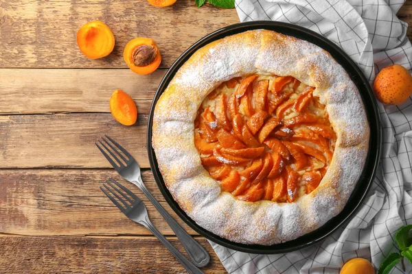 Delicious apricot cake — Stock Photo, Image