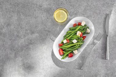 Plaka ile lezzetli taze fasulye 