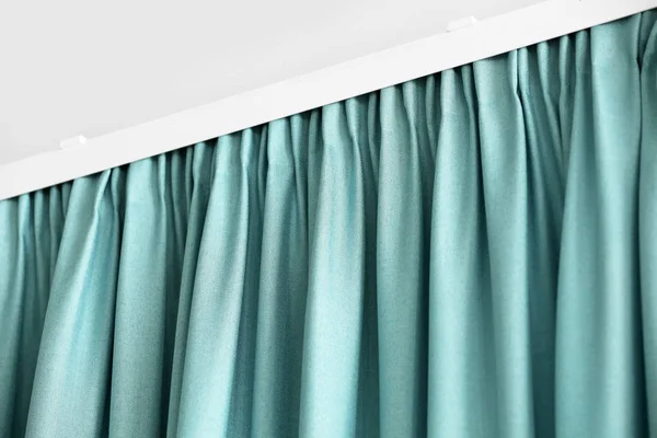 Hermosas cortinas de colores —  Fotos de Stock