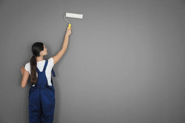 Young female decorator — Stock Photo, Image