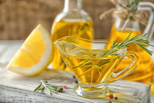 Biberiye yağı ile et suyu tekne 