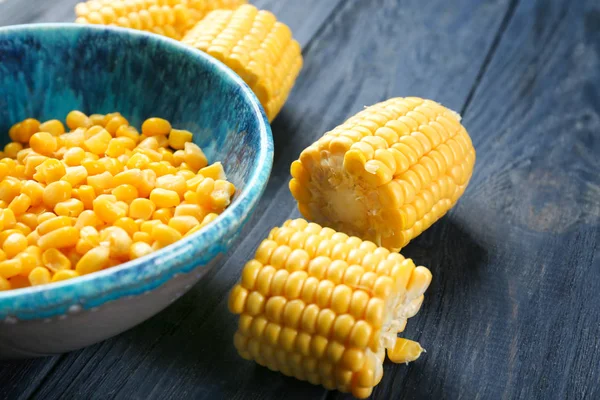 Noccioli di mais e pannocchie tagliate — Foto Stock
