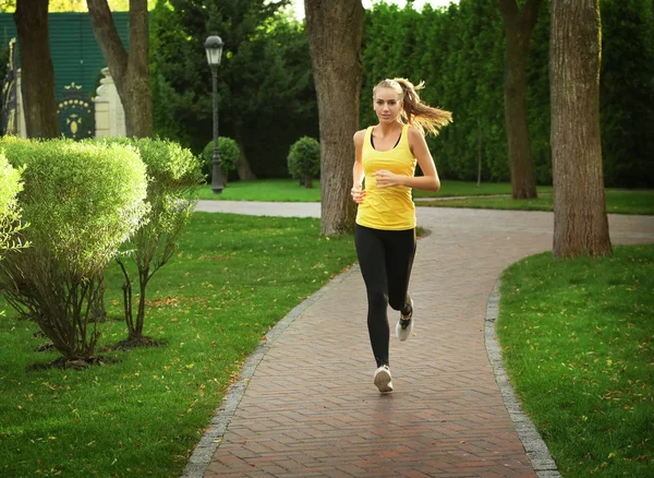 Sportif genç kadın