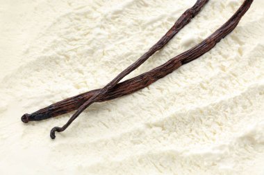 Vanilya pods ve dondurma