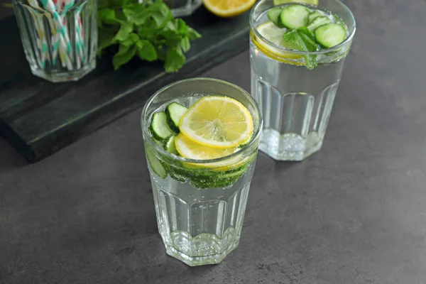 Agua fresca de pepino con limón — Foto de Stock