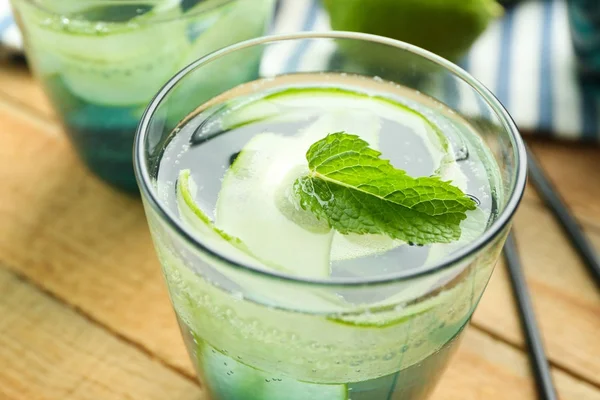 Delicious refreshing water with cucumber — Stock Photo, Image