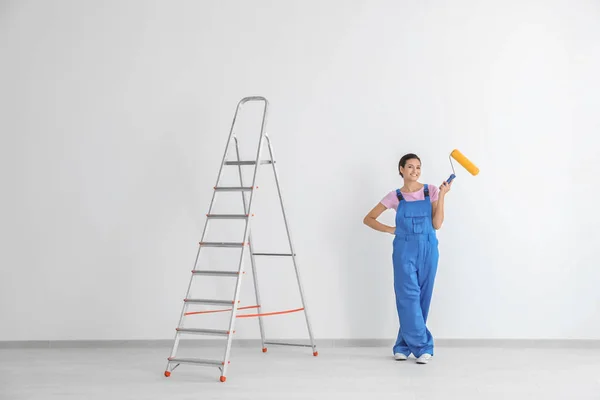 Young female decorator — Stock Photo, Image