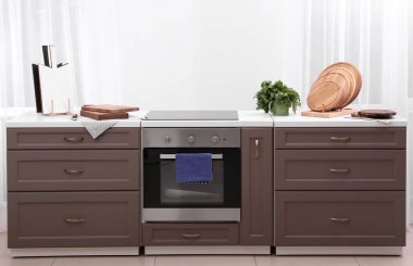 Ahşap kurullarında farklı mobilya 