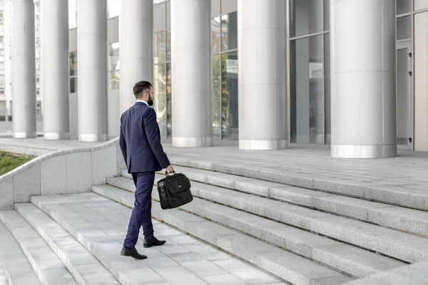 Handsome successful businessman — Stock Photo, Image