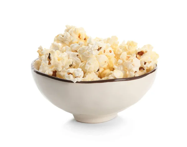 Schüssel mit Popcorn auf weißem Hintergrund — Stockfoto