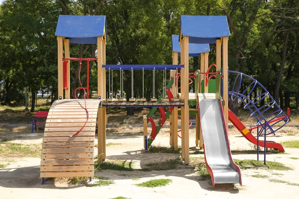 Lege speelplaats voor kinderen — Stockfoto