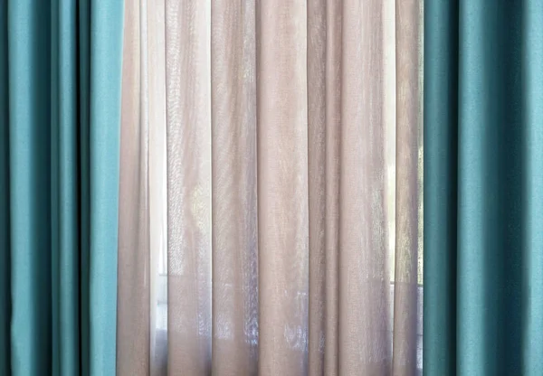 Hermosas cortinas de colores —  Fotos de Stock