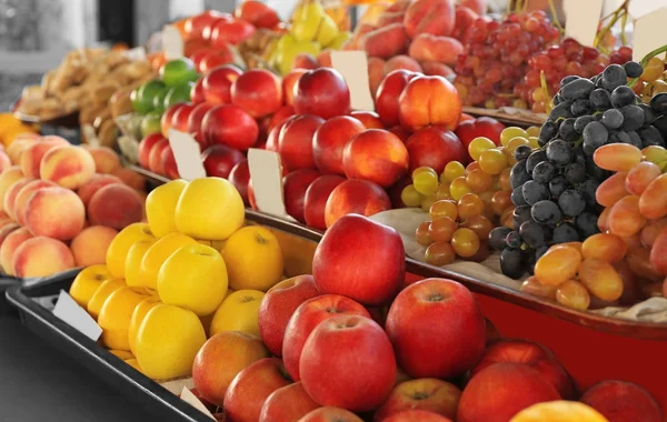 Assortment of fresh fruits — Stock Photo, Image