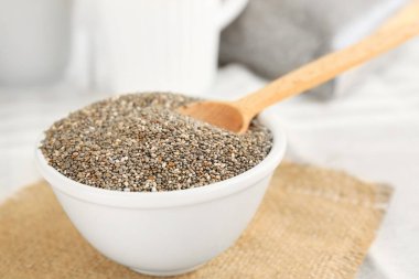 Chia tohum tablo kaşık kase