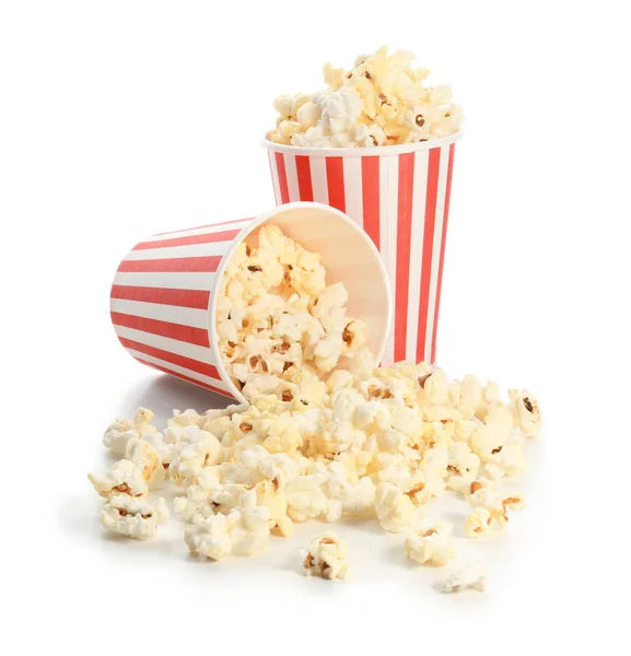 Dwa kubki papierowe i popcorn — Zdjęcie stockowe