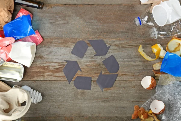 Symbolu recyklace a odpadky — Stock fotografie