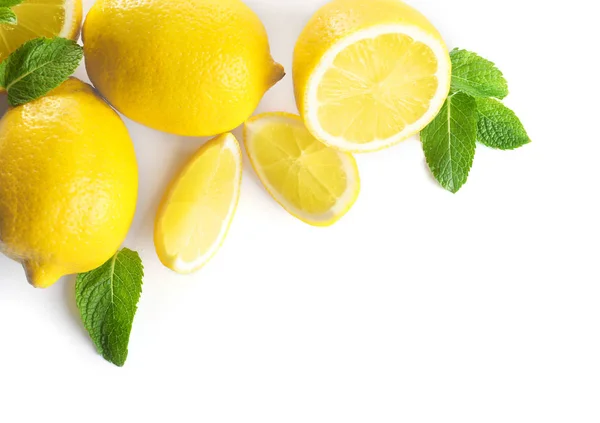 Limoni freschi e menta — Foto Stock