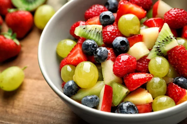 Salada de frutas gostosas — Fotografia de Stock