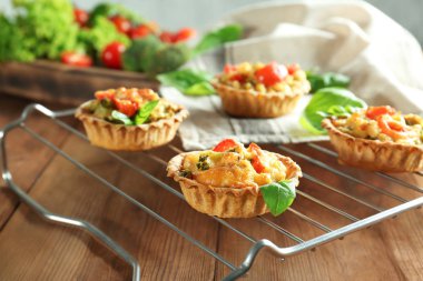 Brokoli ile lezzetli çıtır tart 