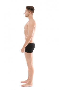 İç çamaşırlı seksi adam.  