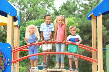 Sevimli çocuklar Bahçesi