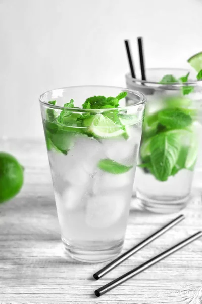 Kall fräsch mojito — Stockfoto