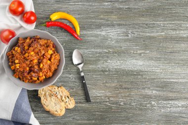 Chili con carne plakalı 