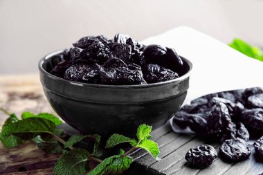 lezzetli kurutulmuş Erik