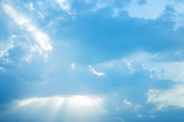 Mavi gökyüzü güzel görünümü