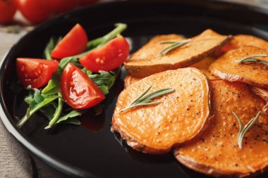 Pişmiş tatlı patates