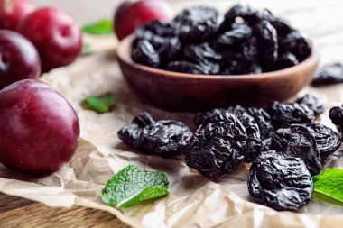 lezzetli kurutulmuş Erik