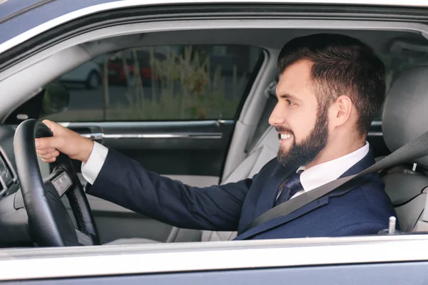 Uomo in abito formale — Foto Stock