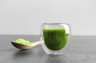 buğday çimen vurdu