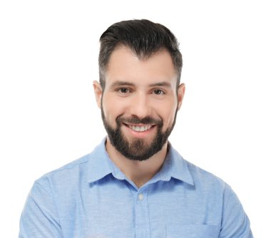Beyaz arka plan üzerinde yakışıklı başarılı iş adamı