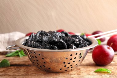 lezzetli kurutulmuş Erik