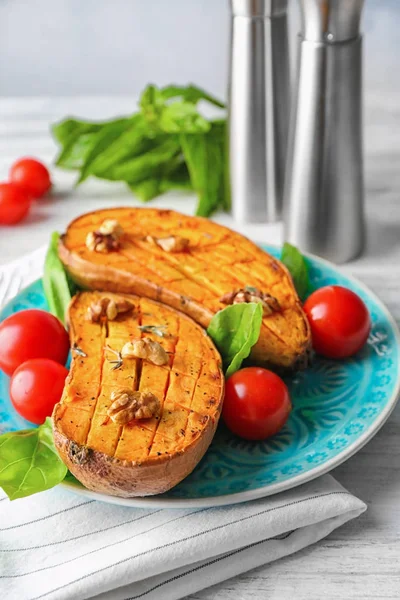 Baked sweet potato — Stock Photo, Image