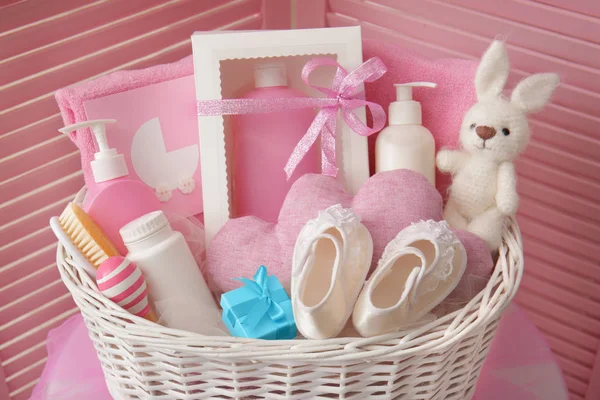 Basket with baby shower gifts — Stock Photo, Image