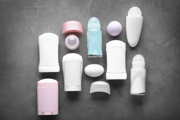 Verschillende deodorant voor vrouwen — Stockfoto