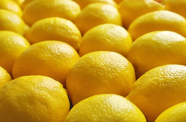 Ripe yellow lemons — Stock Photo, Image