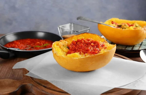 Dolması spagetti squash yarısı