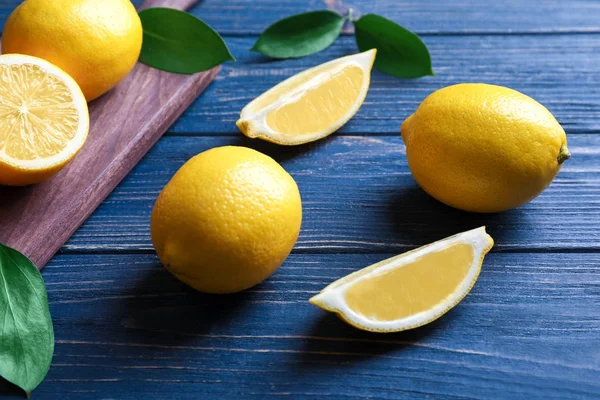 Olgun taze limon — Stok fotoğraf