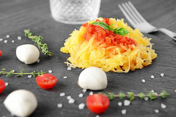 Sabroso spaghetti squash — Foto de Stock